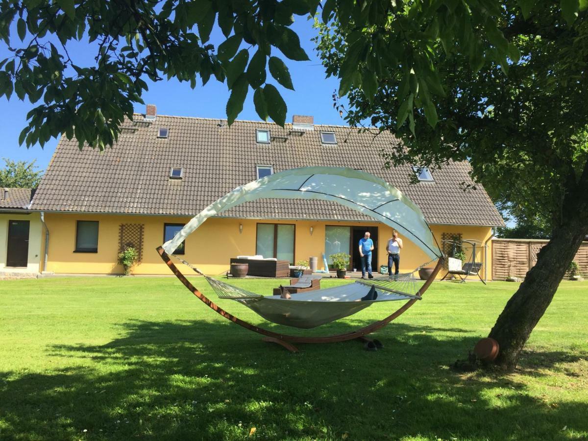 Ferienwohnungen "Weitblick" Und "Schwalbennest" Lodmannshagen Екстер'єр фото